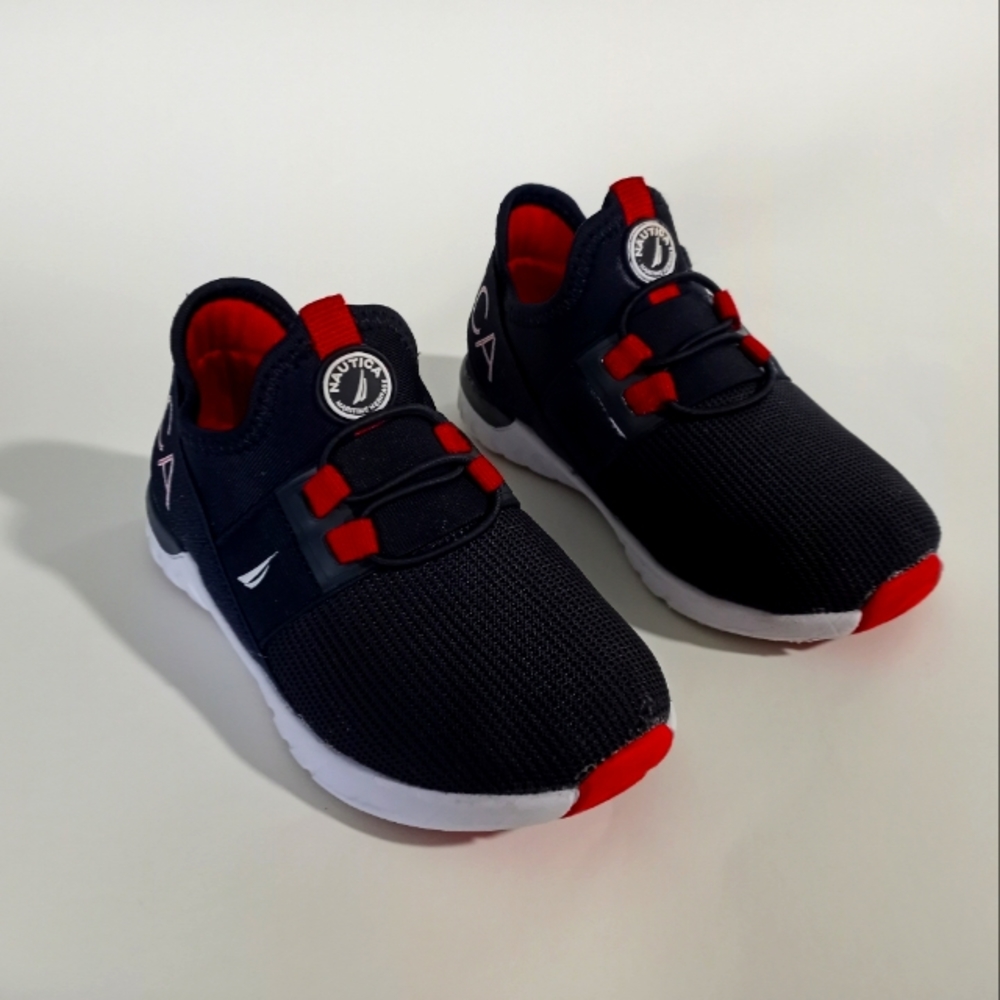 Sneakers Nautica Blue size 9 boys